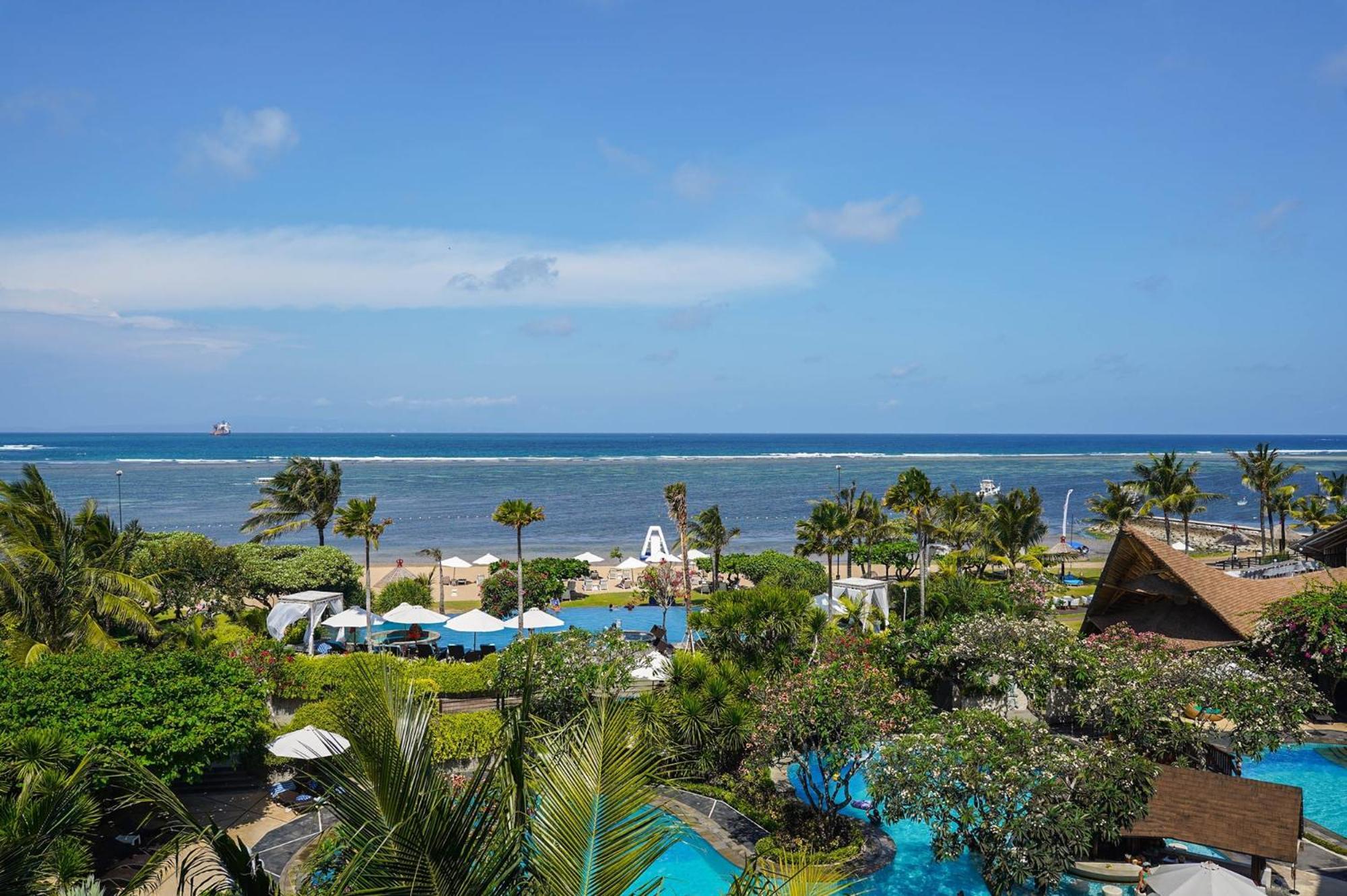 Grand Mirage Resort & Thalasso Bali Nusa Dua  Exteriör bild View of the beach at the InterContinental Resort Bali